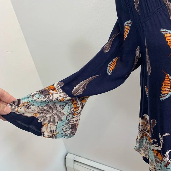 Ganji LA Small Top Navy Floral Print  3/4 Flare Sleeve Light Boho Office M21 - Picture 3 of 9
